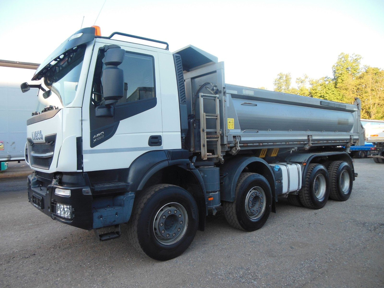 Iveco STRALIS X-WAY 480, 8X4, BORDMATIC, AHK, TOP!!! - Kravas automašīna pašizgāzējs: foto 1 Iveco STRALIS X-WAY 480, 8X4, BORDMATIC, AHK, TOP!!! - Kravas automašīna pašizgāzējs: foto 1