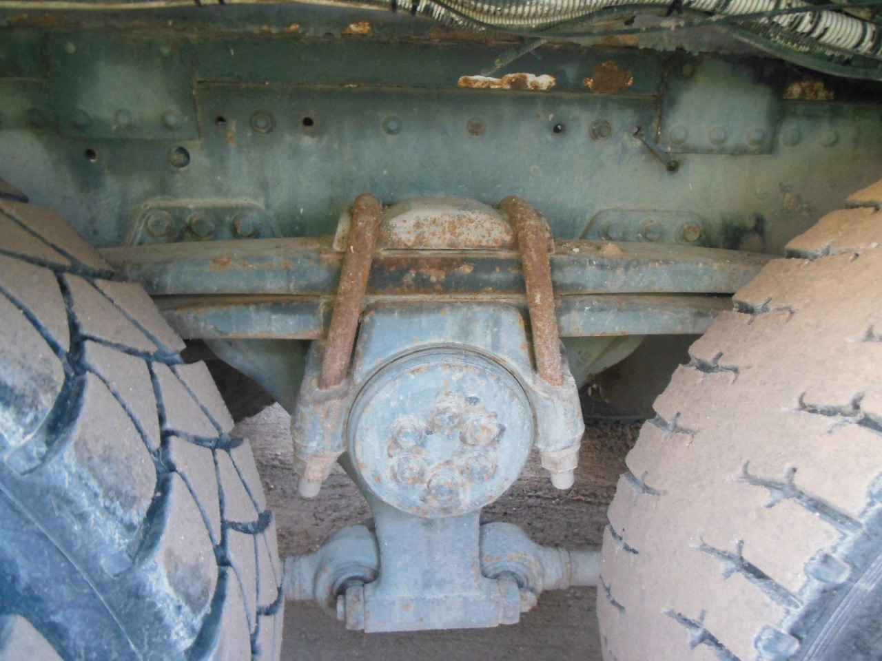 MAN TGA 35.410, 8X4, MIX + PUMPE 24M - Betonvedējs: foto 5 MAN TGA 35.410, 8X4, MIX + PUMPE 24M - Betonvedējs: foto 5