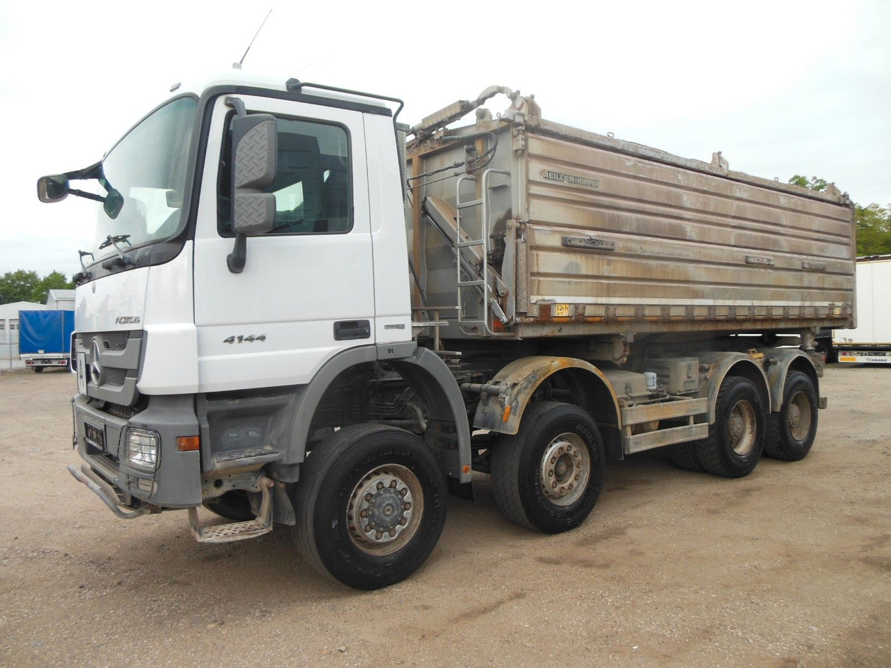 Mercedes-Benz ACTROS 4144, 8X6, 3 PEDALE, MEILLER, BODRMATIC - Kravas automašīna pašizgāzējs: foto 1 Mercedes-Benz ACTROS 4144, 8X6, 3 PEDALE, MEILLER, BODRMATIC - Kravas automašīna pašizgāzējs: foto 1