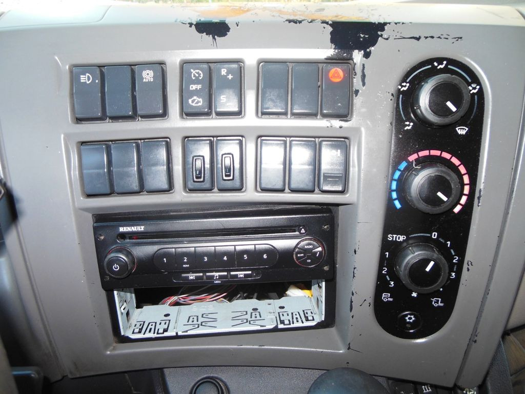 Automašīna ar kravas platformu Renault MIDLUM DXI 180.08: foto 22