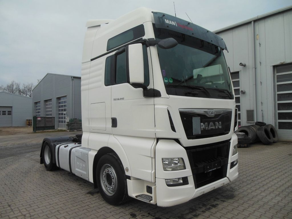 MAN TGX 18.440 BLS, INTARDER, AUTOMATIC, EURO 6 MAN TGX 18.440 BLS, INTARDER, AUTOMATIC, EURO 6 - Vilcējs: foto 2 MAN TGX 18.440 BLS, INTARDER, AUTOMATIC, EURO 6 MAN TGX 18.440 BLS, INTARDER, AUTOMATIC, EURO 6 - Vilcējs: foto 2