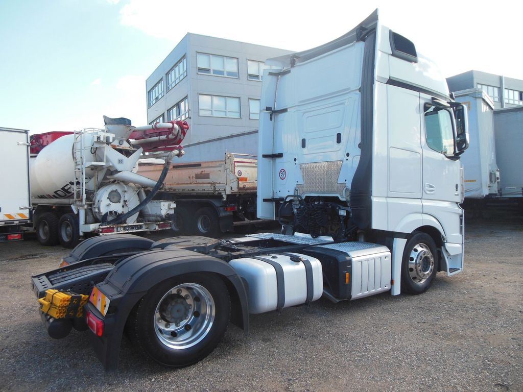Mercedes-Benz ACTROS 1851,LOWDECK,STANDKLIMA,ALU FELGEN,TOP!!! - Vilcējs: foto 3 Mercedes-Benz ACTROS 1851,LOWDECK,STANDKLIMA,ALU FELGEN,TOP!!! - Vilcējs: foto 3