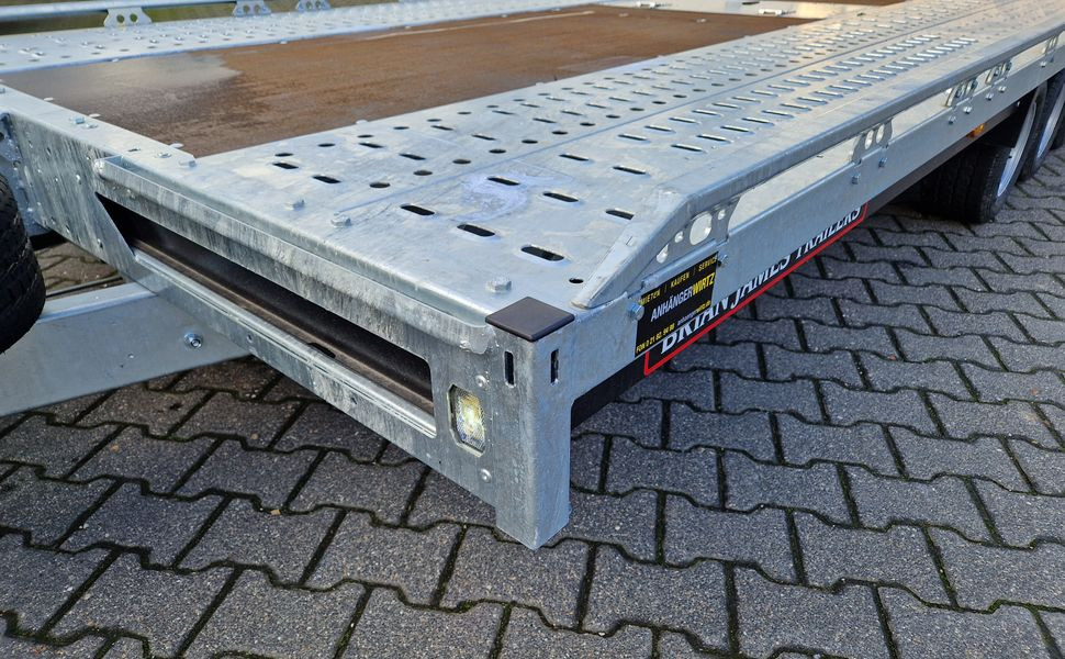 BJT T Transporter 231 500x210cm black Auffahrrampen 235cm Holzboden vorn Tridem 10" 3500kg Aktion - Celtniecības tehnikas piekabe: foto 1 BJT T Transporter 231 500x210cm black Auffahrrampen 235cm Holzboden vorn Tridem 10" 3500kg Aktion - Celtniecības tehnikas piekabe: foto 1
