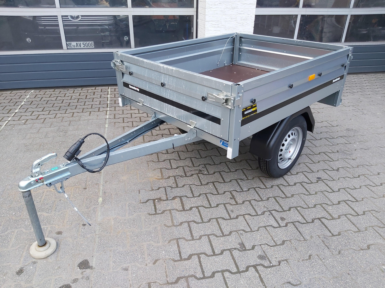 Brenderup 3150 SUB 750 144x116x33cm (XXS) 750kg Online Aktion - Auto piekabe: foto 1 Brenderup 3150 SUB 750 144x116x33cm (XXS) 750kg Online Aktion - Auto piekabe: foto 1