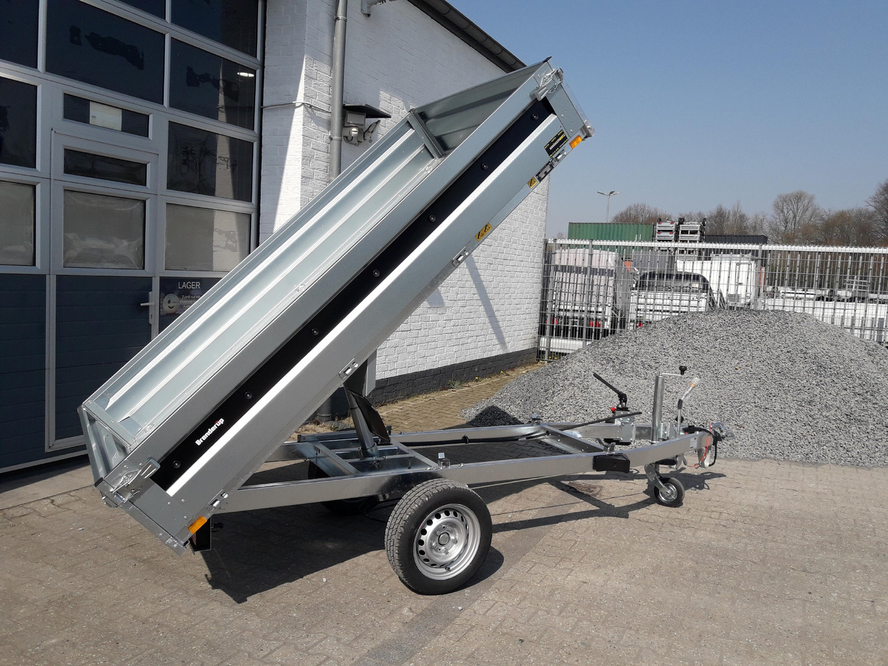 Brenderup Kipper BT 4260 SB 259x143x35cm Stahlwände Stahlboden (S) 1800kg - Piekabe pašizgāzējs: foto 1 Brenderup Kipper BT 4260 SB 259x143x35cm Stahlwände Stahlboden (S) 1800kg - Piekabe pašizgāzējs: foto 1