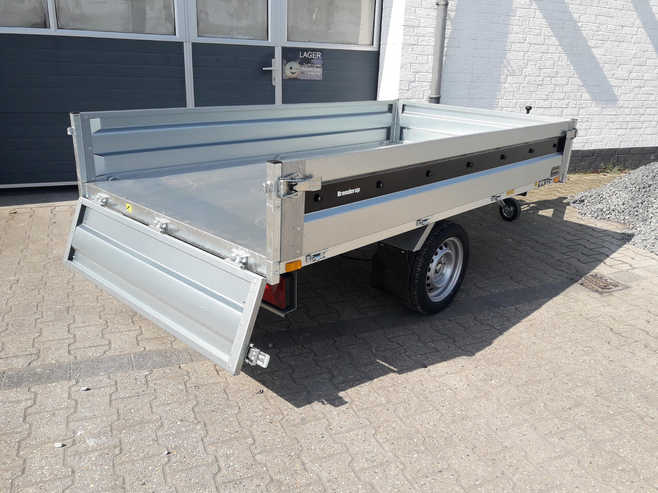 Brenderup Kipper BT 4260 SB 259x143x35cm Stahlwände Stahlboden (S) 1800kg - Piekabe pašizgāzējs: foto 5 Brenderup Kipper BT 4260 SB 259x143x35cm Stahlwände Stahlboden (S) 1800kg - Piekabe pašizgāzējs: foto 5