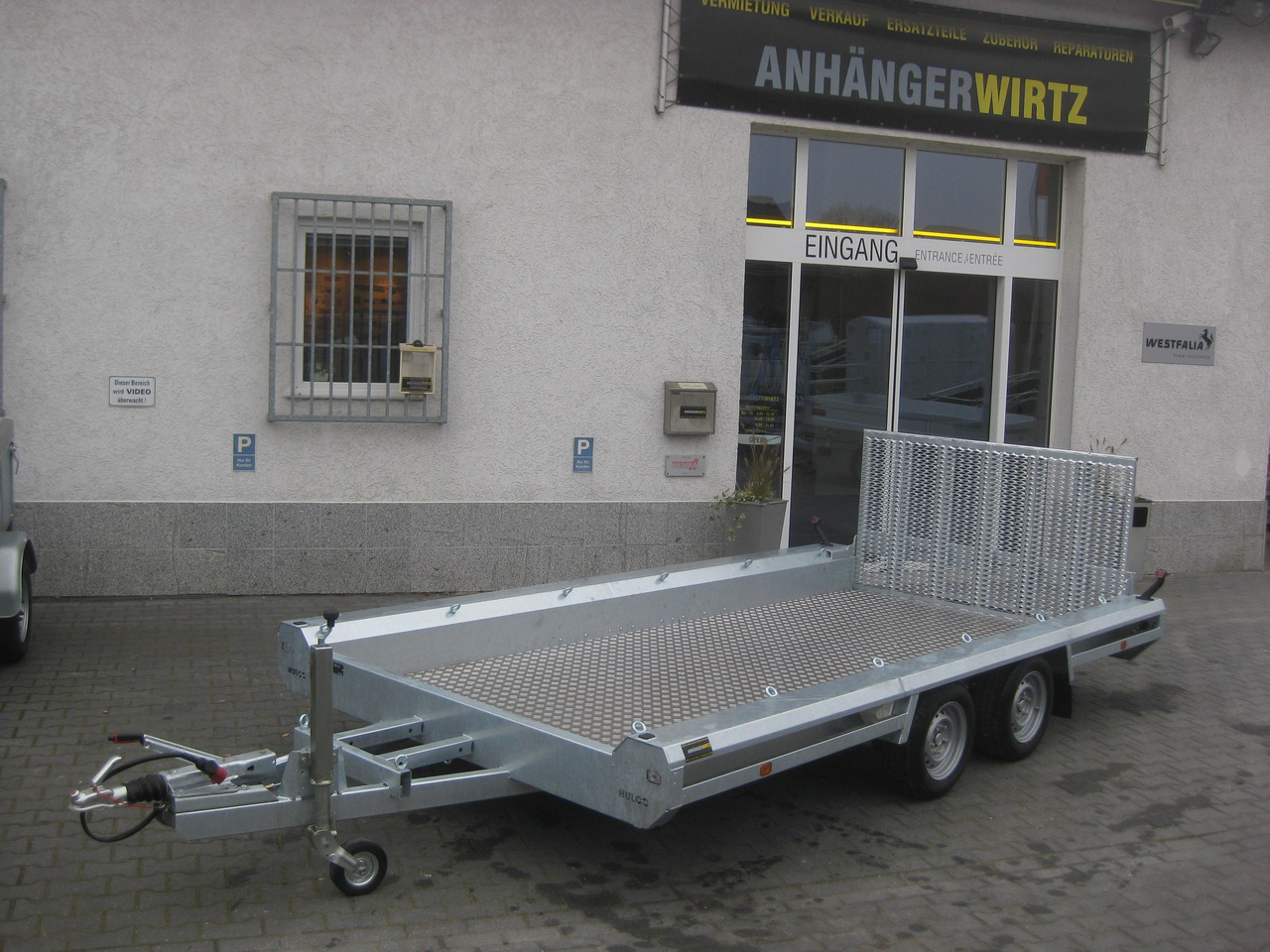 HULCO TERRAX Aluboden 394x180x27cm Heckrampe 150cm (XL) 3500kg - Celtniecības tehnikas piekabe: foto 2 HULCO TERRAX Aluboden 394x180x27cm Heckrampe 150cm (XL) 3500kg - Celtniecības tehnikas piekabe: foto 2