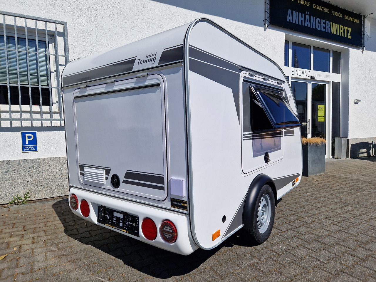 Dzīvojamais treileris Mini Camper Mini Tommy TMC25 252x140x121cm aero V1 Küche 12V/230V 100km/H 750kg gebremst Modell 24: foto 19