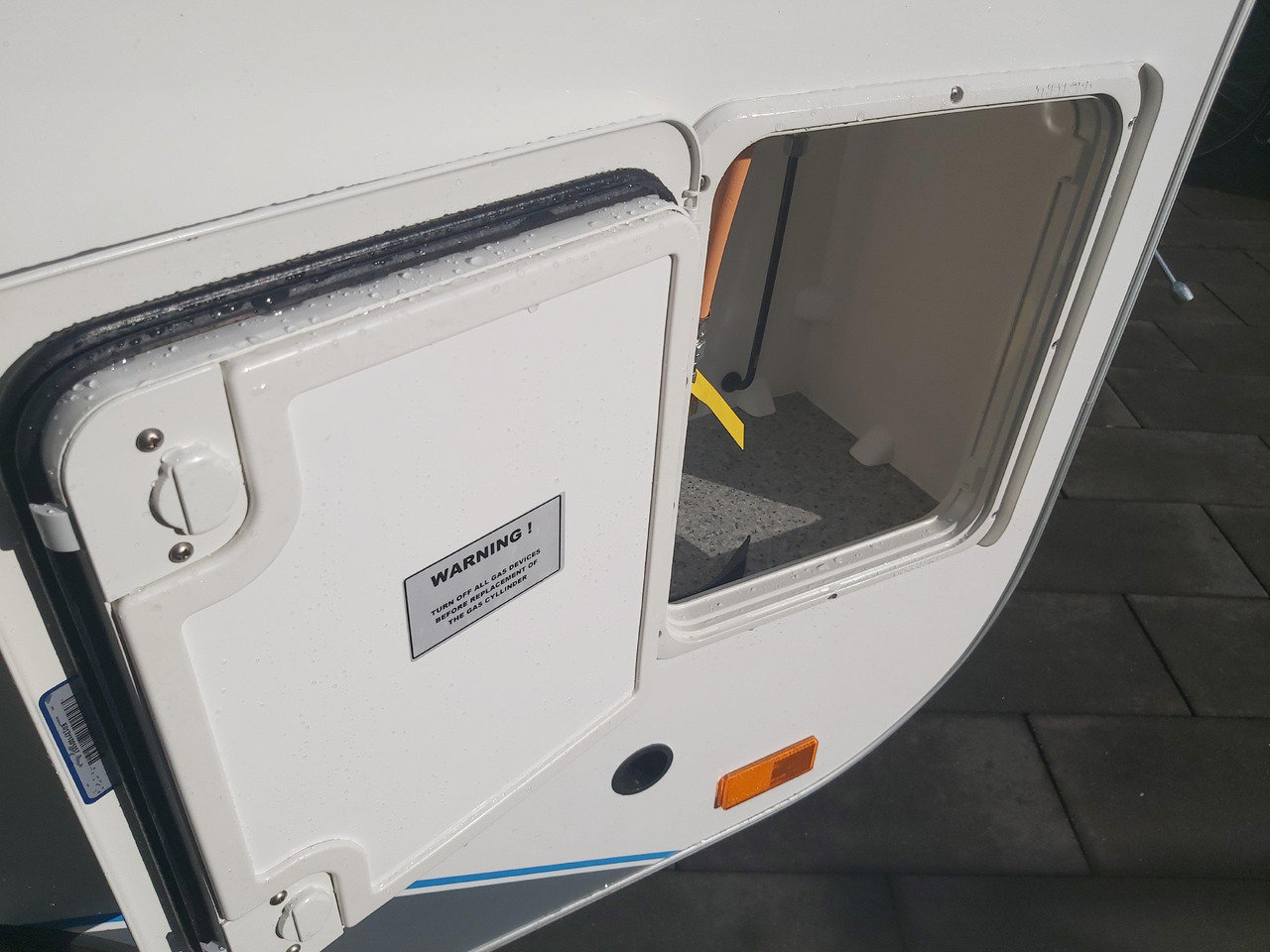 Dzīvojamais treileris Mini Camper Mini Tommy TMC25 252x140x121cm aero V1 Küche 12V/230V 100km/H 750kg gebremst Modell 24: foto 10