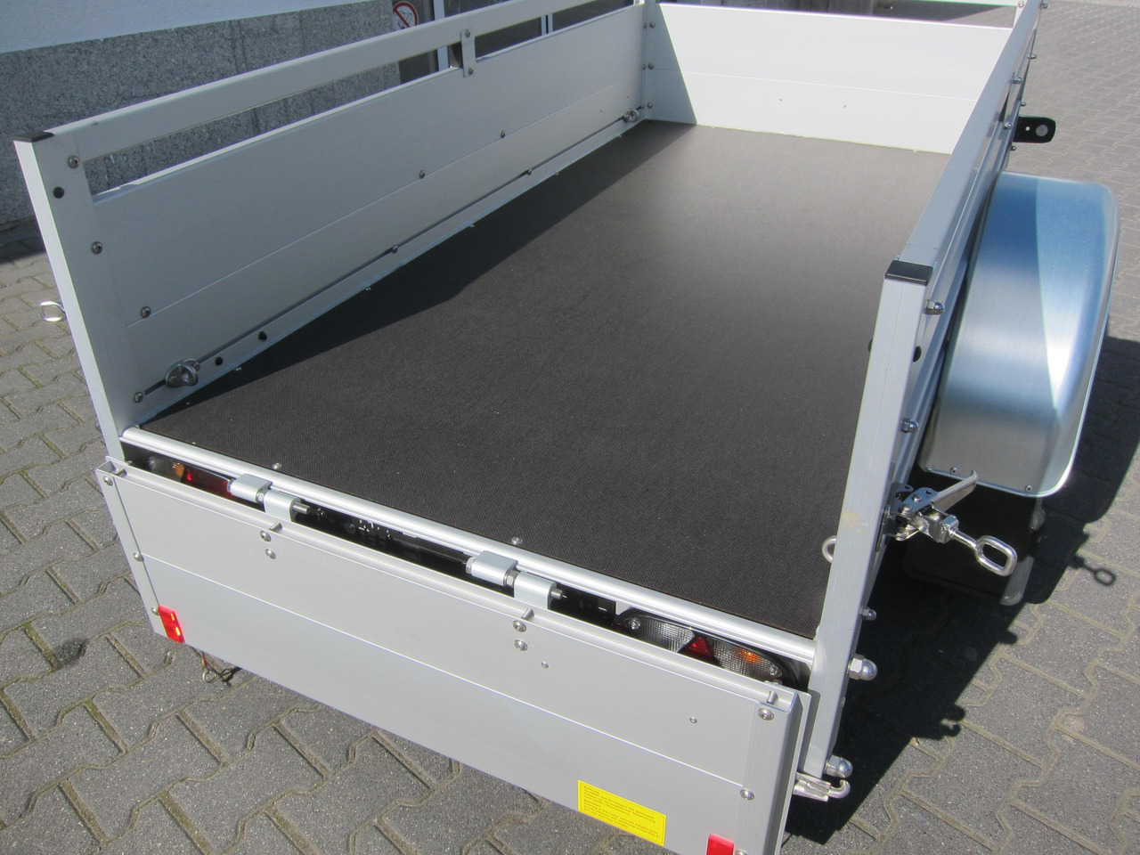 PKW Anhänger Koch Aluline U2 205x105x40cm (XS) 750kg 100 km/H order Aktion - Auto piekabe: foto 3 PKW Anhänger Koch Aluline U2 205x105x40cm (XS) 750kg 100 km/H order Aktion - Auto piekabe: foto 3