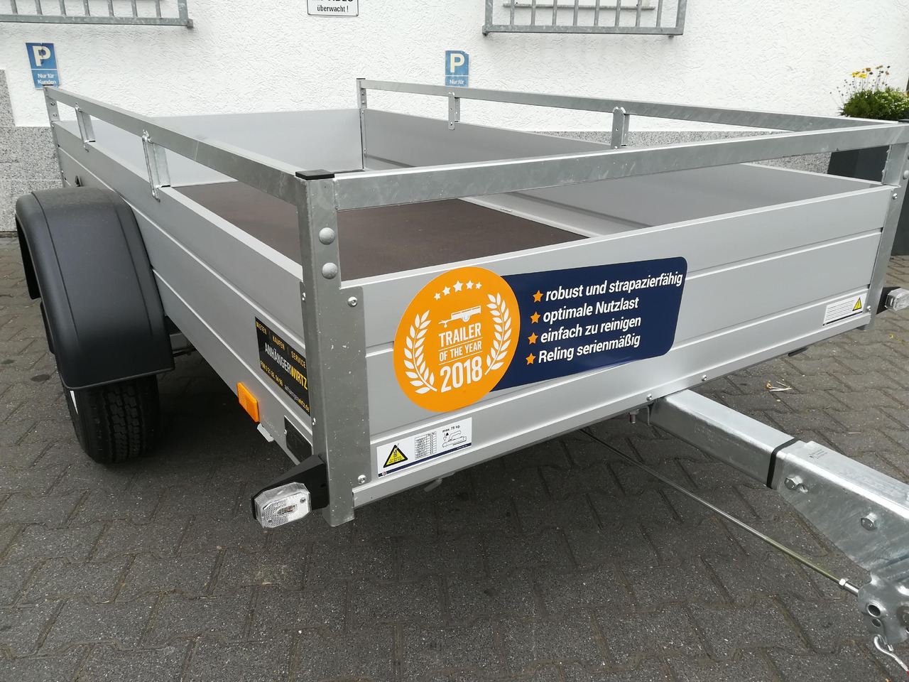Saris Anhänger DV135 McAlu Pro MP 255x133x43cm (S) 1350kg Online Aktion Modell 2024 - Auto piekabe: foto 5 Saris Anhänger DV135 McAlu Pro MP 255x133x43cm (S) 1350kg Online Aktion Modell 2024 - Auto piekabe: foto 5