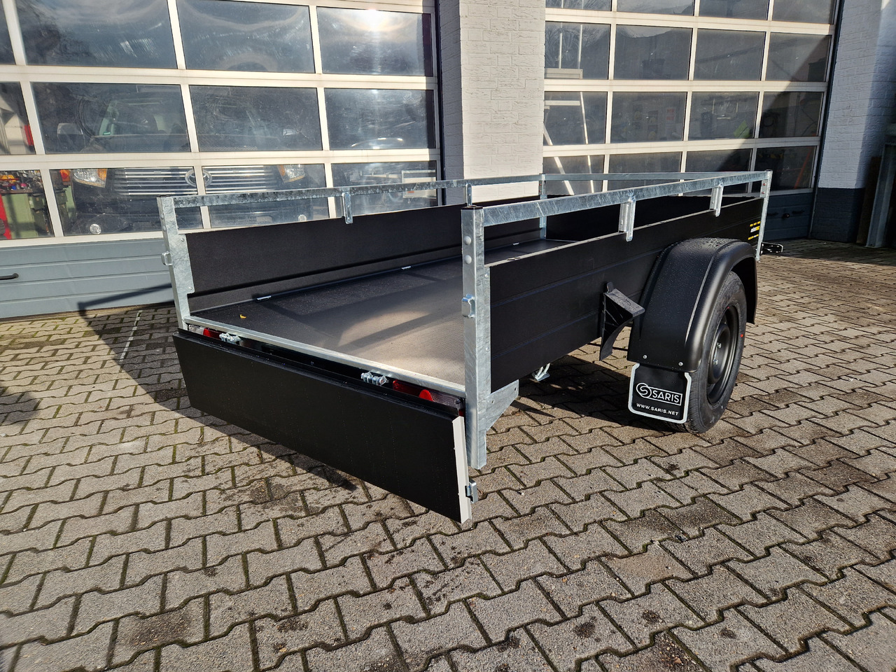 Auto piekabe Saris Anhänger DV135 McAlu Pro MP 255x133x43cm blackline (S) 1350kg black deal Aktion: foto 7