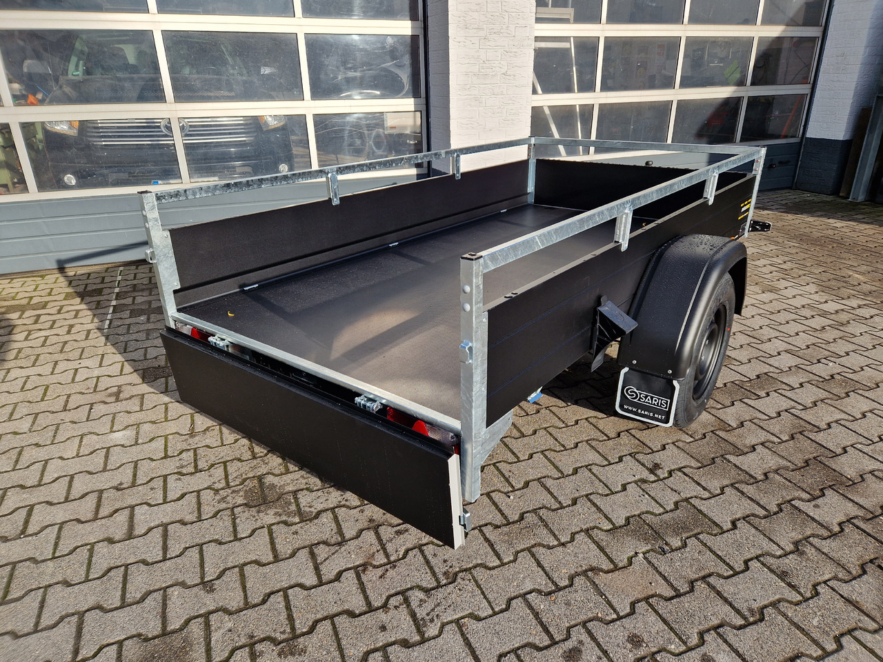 Auto piekabe Saris Anhänger DV135 McAlu Pro MP 255x133x43cm blackline (S) 1350kg black deal Aktion: foto 12