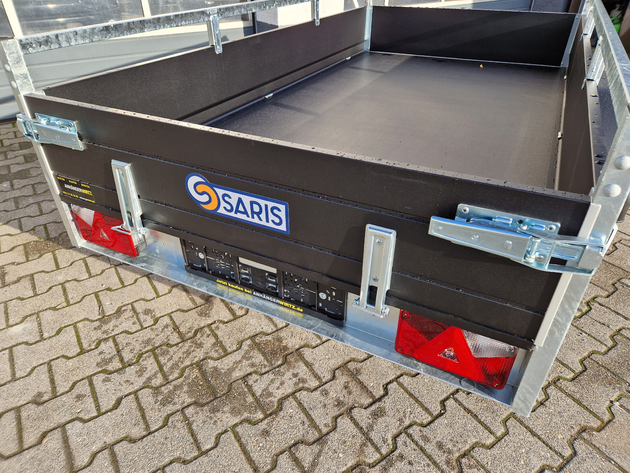 Auto piekabe Saris Anhänger DV135 McAlu Pro MP 255x133x43cm blackline (S) 1350kg black deal Aktion: foto 8
