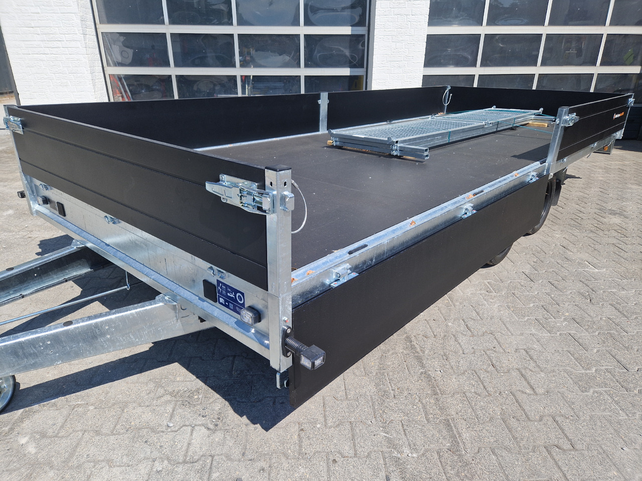 Bortu piekabe/ Platforma Saris PL HD 506 204 3500 2 506x204x35cm heavy duty black LED Licht (XXL) 3500kg: foto 8