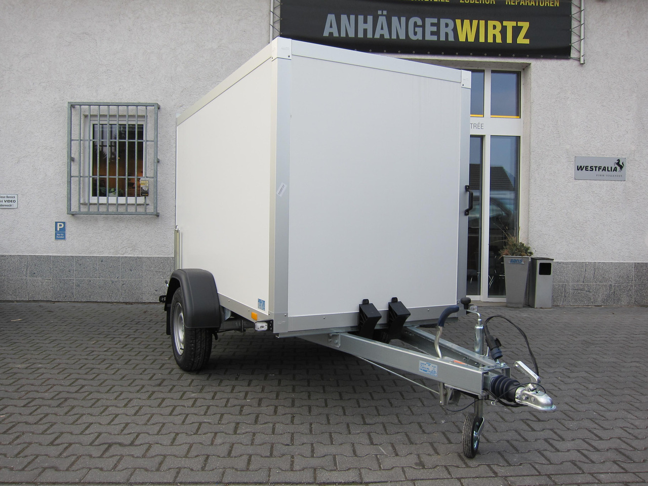 WM Meyer Koffer AZ 1325/126 S30 251x126x150cm (S) 1300kg Modell 2024 Januar Aktion - Piekabe slēgtā virsbūve: foto 5 WM Meyer Koffer AZ 1325/126 S30 251x126x150cm (S) 1300kg Modell 2024 Januar Aktion - Piekabe slēgtā virsbūve: foto 5