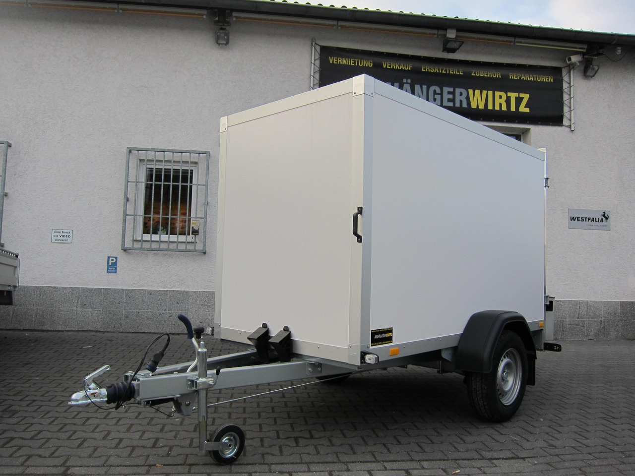 WM Meyer Koffer AZ 1325/126 S30 251x126x150cm (S) 1300kg Modell 2024 Januar Aktion - Piekabe slēgtā virsbūve: foto 2 WM Meyer Koffer AZ 1325/126 S30 251x126x150cm (S) 1300kg Modell 2024 Januar Aktion - Piekabe slēgtā virsbūve: foto 2