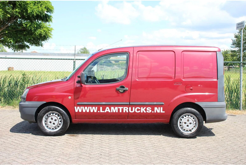 Fiat Doblò Cargo 1.9 JTD SCHUIFDEUR - Kravas mikroautobuss: foto 2 Fiat Doblò Cargo 1.9 JTD SCHUIFDEUR - Kravas mikroautobuss: foto 2