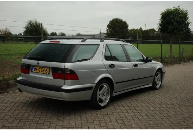 Saab 9-5 Estate 2.3 TURBO S Aero - Vieglā automašīna: foto 5 Saab 9-5 Estate 2.3 TURBO S Aero - Vieglā automašīna: foto 5
