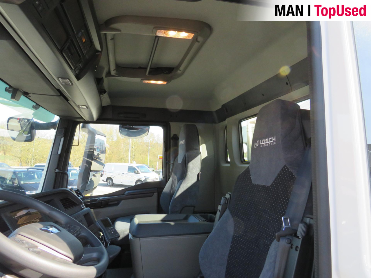 MAN TGS 41.480 8x4 BB CH Schmitz Muldenkipper Retarder - Kravas automašīna pašizgāzējs: foto 3 MAN TGS 41.480 8x4 BB CH Schmitz Muldenkipper Retarder - Kravas automašīna pašizgāzējs: foto 3