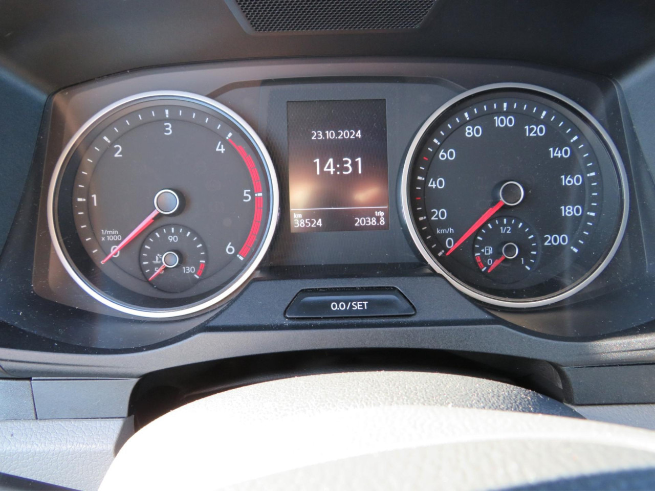 VOLKSWAGEN Crafter 35 L4H3 Kasten Klima AHK ZV - Kravas mikroautobuss: foto 2 VOLKSWAGEN Crafter 35 L4H3 Kasten Klima AHK ZV - Kravas mikroautobuss: foto 2