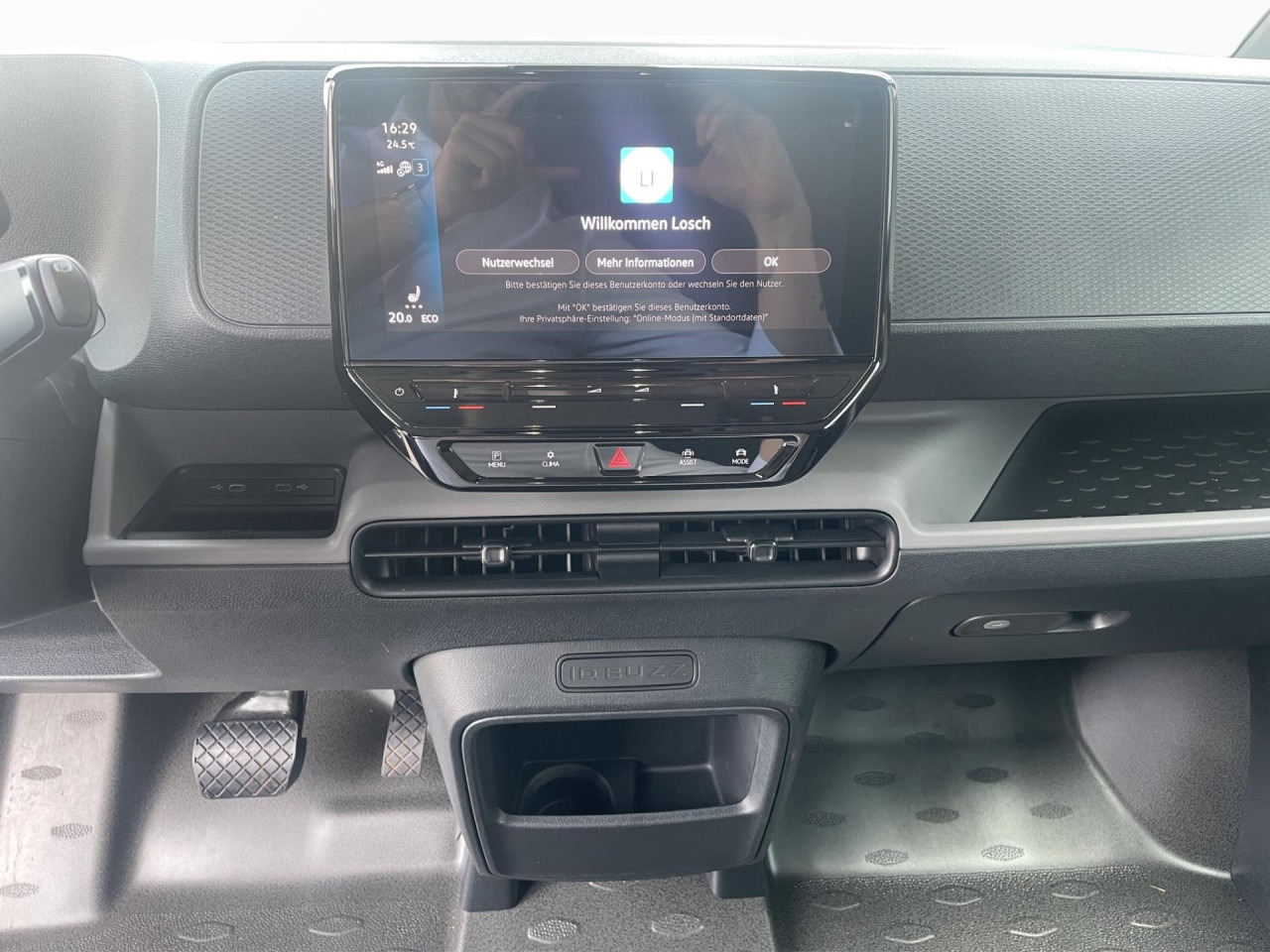 VOLKSWAGEN ID.Buzz Cargo 150 kW Klima AHK Navi - Mazs furgons, Elektriskais furgons: foto 4 VOLKSWAGEN ID.Buzz Cargo 150 kW Klima AHK Navi - Mazs furgons, Elektriskais furgons: foto 4