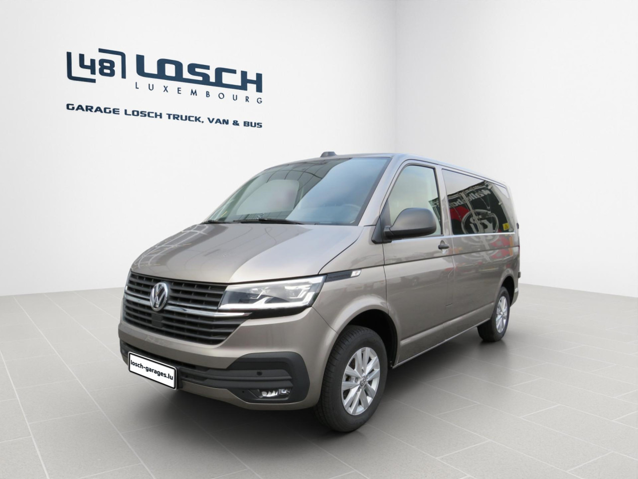VOLKSWAGEN T6.1 Transporter Trendline 2.0 TDI Kasten Euro6 ZV - Mazs furgons: foto 1 VOLKSWAGEN T6.1 Transporter Trendline 2.0 TDI Kasten Euro6 ZV - Mazs furgons: foto 1