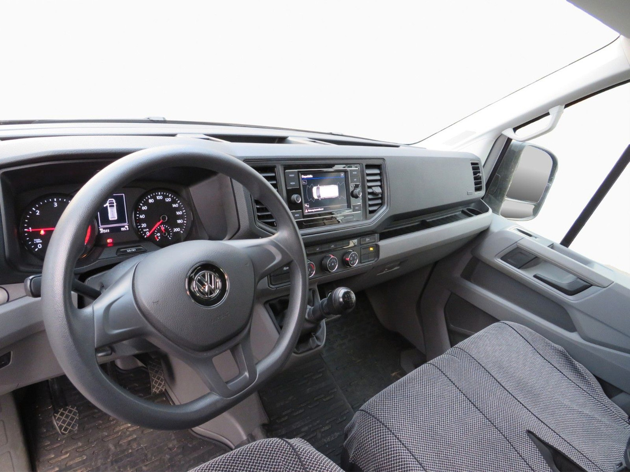 Volkswagen Crafter 35 L4H3 Doka Kasten Volkswagen Crafter 35 L4H3 Doka Kasten - Kravas mikroautobuss, Kravas-pasažieru furgons: foto 2 Volkswagen Crafter 35 L4H3 Doka Kasten Volkswagen Crafter 35 L4H3 Doka Kasten - Kravas mikroautobuss, Kravas-pasažieru furgons: foto 2