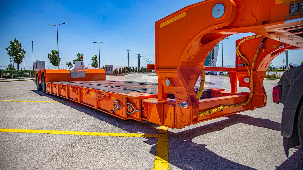 STU 2 Axle Extendable Low Loader - Puspiekabe zema profila platforma: foto 3 STU 2 Axle Extendable Low Loader - Puspiekabe zema profila platforma: foto 3