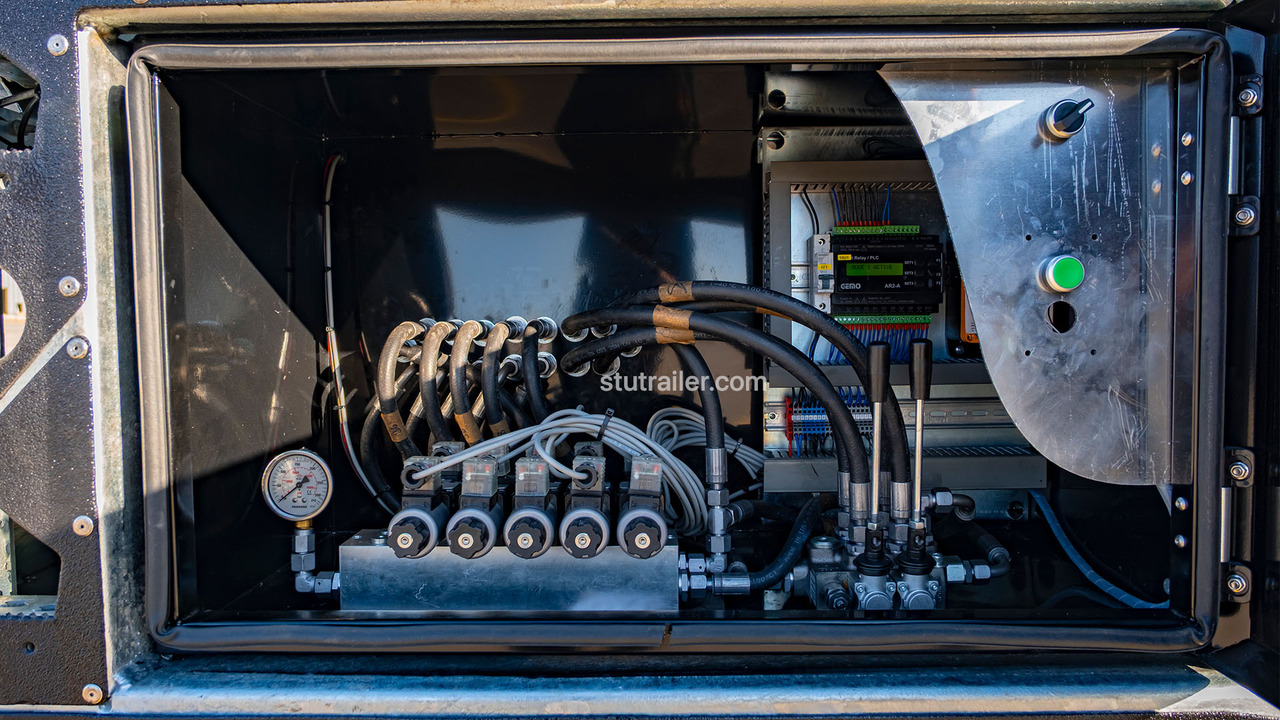 STU 4 Car Carrier Trailer / 2 Axle Car Carrier Trailer - Puspiekabe autovedējs: foto 4 STU 4 Car Carrier Trailer / 2 Axle Car Carrier Trailer - Puspiekabe autovedējs: foto 4