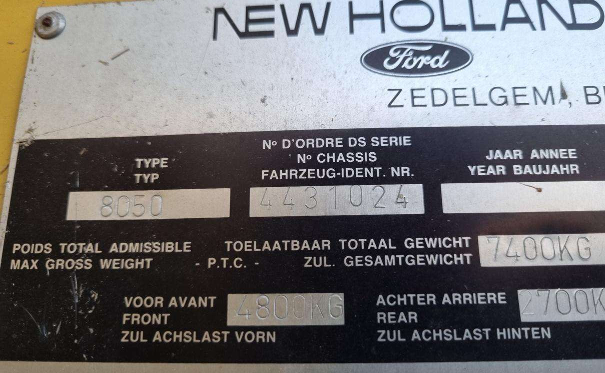 Labības kombains New Holland 8050: foto 11