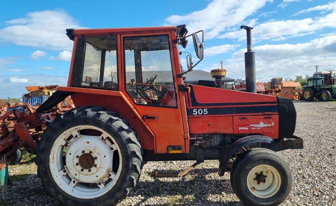 Valmet 505 - Traktors: foto 3 Valmet 505 - Traktors: foto 3