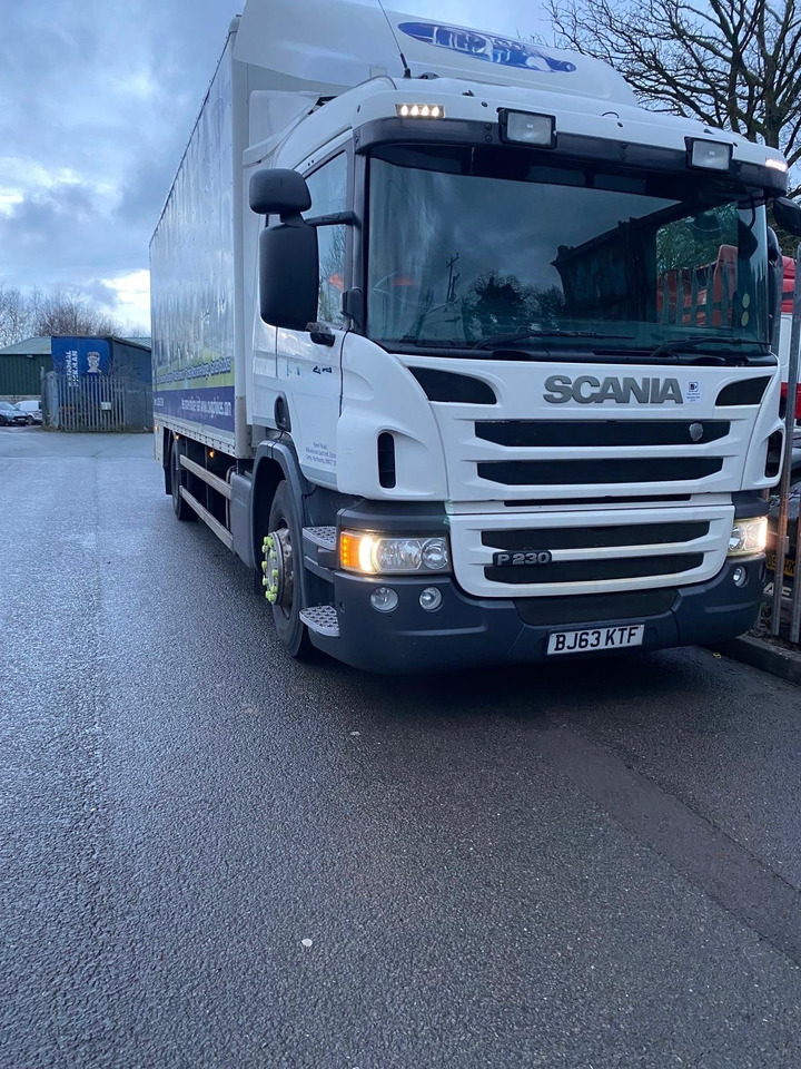 Scania P230 4x2 - Furgons ar slēgtā virsbūve: foto 1 Scania P230 4x2 - Furgons ar slēgtā virsbūve: foto 1