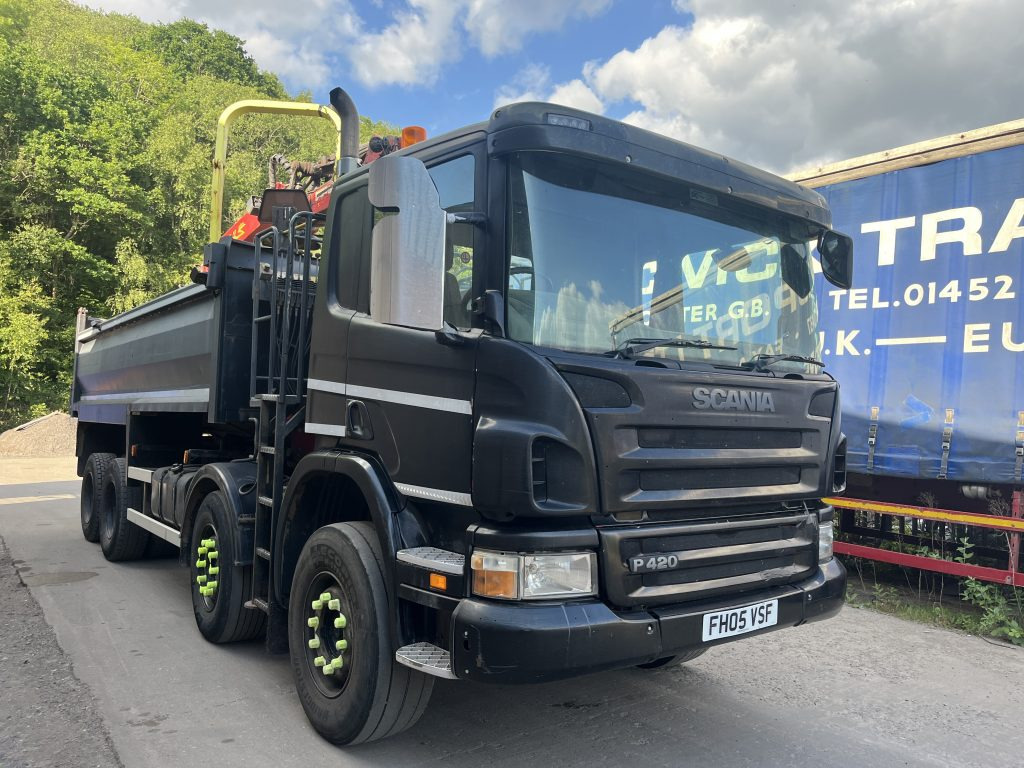 Scania P420 8x4 - Kravas automašīna pašizgāzējs: foto 1 Scania P420 8x4 - Kravas automašīna pašizgāzējs: foto 1