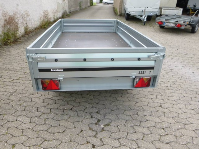 Brenderup 3251STB1300, 1000 kg, Stahl Hochlader, 2500 x 1420 x 350 mm - Auto piekabe: foto 2 Brenderup 3251STB1300, 1000 kg, Stahl Hochlader, 2500 x 1420 x 350 mm - Auto piekabe: foto 2