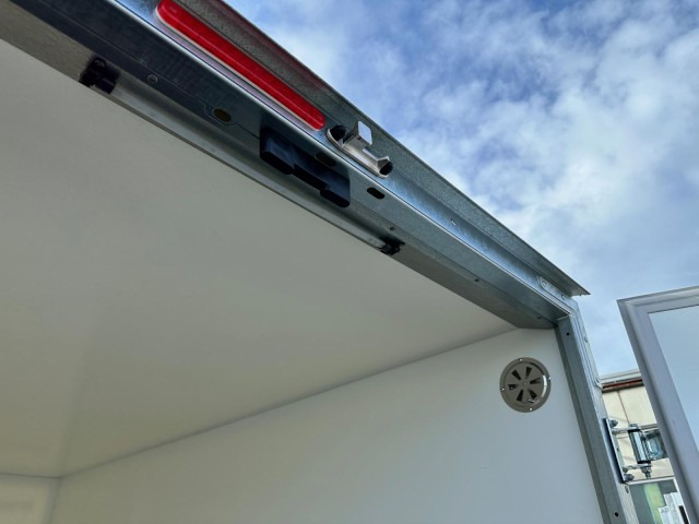 Jaunā Piekabe slēgtā virsbūve Brenderup Cargo Dynamic CD300TBD2000 Türe, Kofferanhänger 2,0 to. 300x153x185cm: foto 10