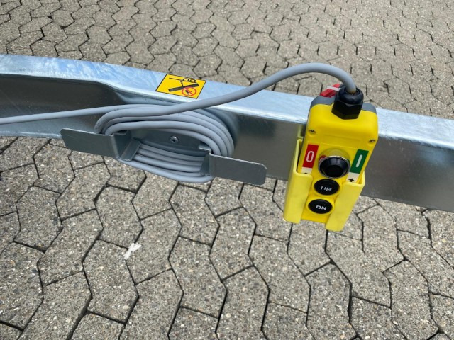 Brenderup Rückwärtskipper BT4260STB 2000, 2,0 to., E-Pumpe, 259x143x35cm - Piekabe pašizgāzējs: foto 4 Brenderup Rückwärtskipper BT4260STB 2000, 2,0 to., E-Pumpe, 259x143x35cm - Piekabe pašizgāzējs: foto 4