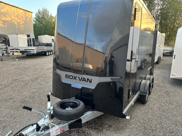 Brian James Box Van 600-3516-27-2-12-B, 3690 x 1580 mm, 2,7 to. - Piekabe slēgtā virsbūve: foto 3 Brian James Box Van 600-3516-27-2-12-B, 3690 x 1580 mm, 2,7 to. - Piekabe slēgtā virsbūve: foto 3