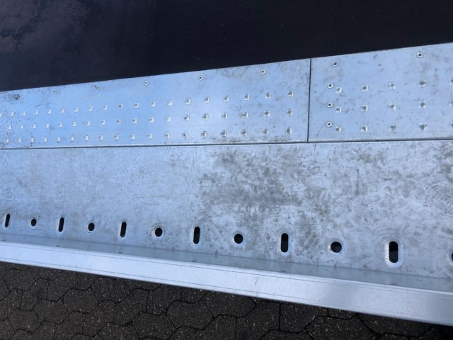 Brian James Cargo Connect Universalanhänger 476-6022-35-3-12, 6000 x 2290 x 300 mm, 3,5 to., 12 Zoll - Auto piekabe: foto 5 Brian James Cargo Connect Universalanhänger 476-6022-35-3-12, 6000 x 2290 x 300 mm, 3,5 to., 12 Zoll - Auto piekabe: foto 5