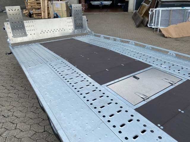 Brian James T Transporter, 231-6023-35-3-12, 6000 x 2380 mm, 3,5 to. kippbar mit Auffahrrampe - Piekabe autovedējs: foto 5 Brian James T Transporter, 231-6023-35-3-12, 6000 x 2380 mm, 3,5 to. kippbar mit Auffahrrampe - Piekabe autovedējs: foto 5