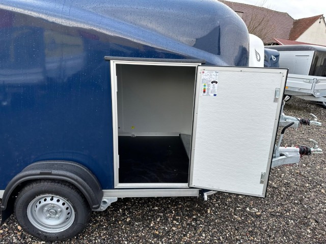 Cheval Liberte Debon Fourgon Cargo 2 Poly + Türe blau 1300 kg, 100 km/h, 300x155x168cm - Piekabe slēgtā virsbūve: foto 4 Cheval Liberte Debon Fourgon Cargo 2 Poly + Türe blau 1300 kg, 100 km/h, 300x155x168cm - Piekabe slēgtā virsbūve: foto 4