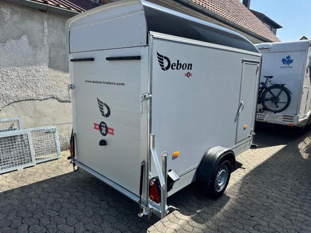 Cheval Liberte Debon Roadster 300, C300 Sandwich + Türe 1300 kg, 100 km/h, 300x155x190cm - Piekabe slēgtā virsbūve: foto 5 Cheval Liberte Debon Roadster 300, C300 Sandwich + Türe 1300 kg, 100 km/h, 300x155x190cm - Piekabe slēgtā virsbūve: foto 5