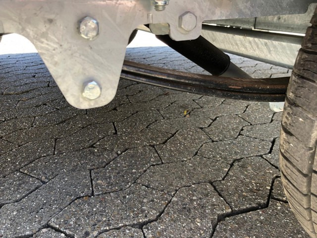 Hapert Indigo LF-2 3600 x 1740 x 200 mm, 3,5 to. Gitterrampe, 100 km/h, Parabelfederung - Auto piekabe: foto 3 Hapert Indigo LF-2 3600 x 1740 x 200 mm, 3,5 to. Gitterrampe, 100 km/h, Parabelfederung - Auto piekabe: foto 3