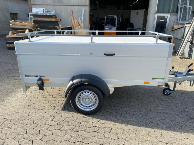 Humbaur HA 132513-5 mit Holz-Alu Deckel mit Reling 1300 kg, 2510 x 1310 x 500mm, 100 km/h - Auto piekabe: foto 4 Humbaur HA 132513-5 mit Holz-Alu Deckel mit Reling 1300 kg, 2510 x 1310 x 500mm, 100 km/h - Auto piekabe: foto 4