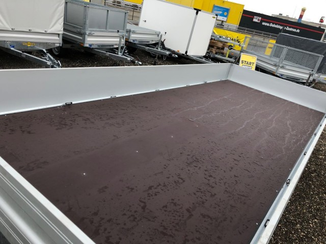 Humbaur HN 254118 Hochlader 2,5 to. 4100 x 1850 x 350 mm - Auto piekabe: foto 3 Humbaur HN 254118 Hochlader 2,5 to. 4100 x 1850 x 350 mm - Auto piekabe: foto 3