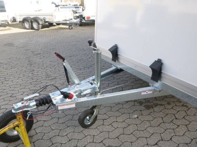 Humbaur Koffer HK 253218-20 PF30, 2,5 to. 3185x1730x1885mm - Piekabe slēgtā virsbūve: foto 2 Humbaur Koffer HK 253218-20 PF30, 2,5 to. 3185x1730x1885mm - Piekabe slēgtā virsbūve: foto 2