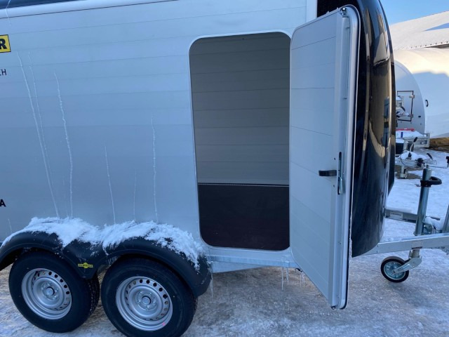 Humbaur Poly-Alu Koffer HKPA 263217, 2,6 to. 100 km/h, 3280 x 1770 x 1800 mm - Piekabe slēgtā virsbūve: foto 5 Humbaur Poly-Alu Koffer HKPA 263217, 2,6 to. 100 km/h, 3280 x 1770 x 1800 mm - Piekabe slēgtā virsbūve: foto 5