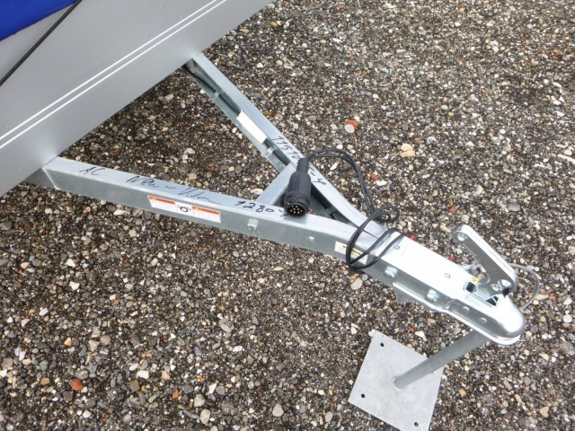 Humbaur Startrailer H 752010 mit Hochplane 750 kg 2050x1095x300mm - Auto piekabe: foto 2 Humbaur Startrailer H 752010 mit Hochplane 750 kg 2050x1095x300mm - Auto piekabe: foto 2