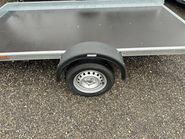 Neptun GN151, N7-255 multi, 750 kg 2550 x 1660 x 100 mm - Auto piekabe: foto 3 Neptun GN151, N7-255 multi, 750 kg 2550 x 1660 x 100 mm - Auto piekabe: foto 3