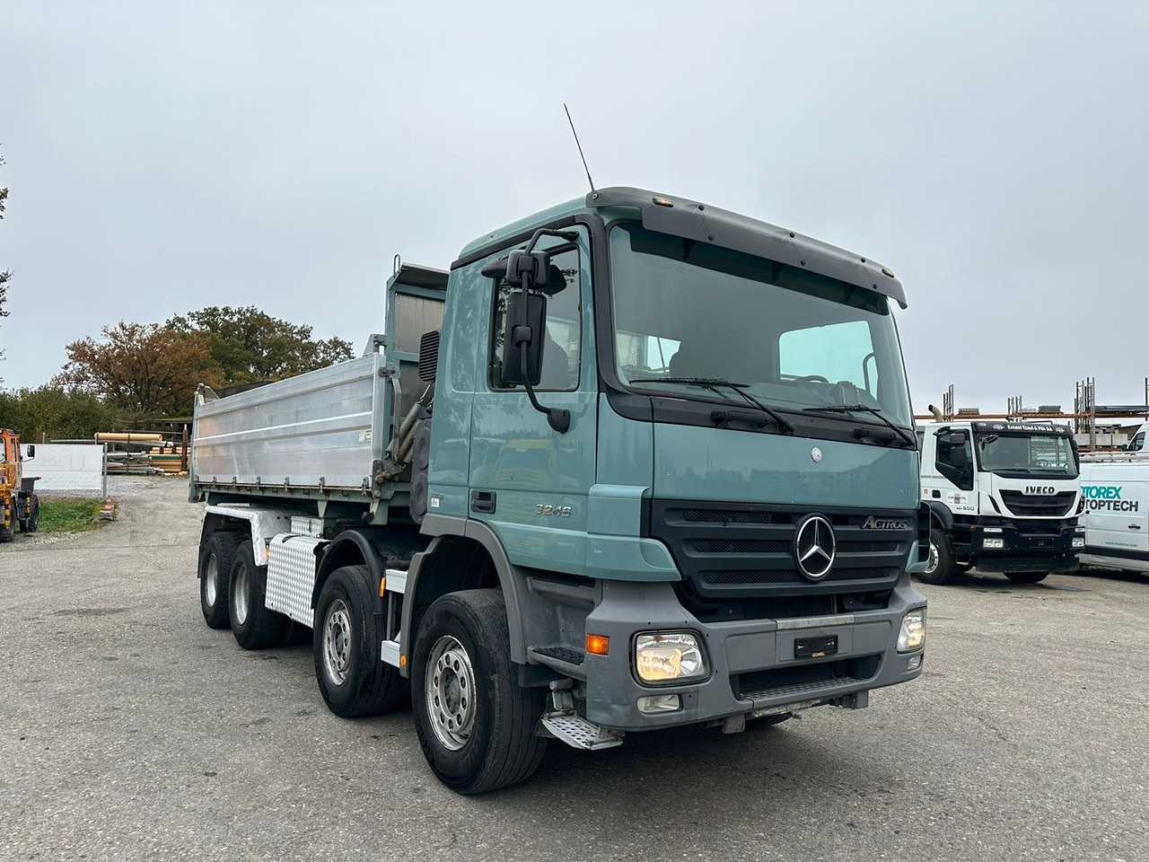 Kravas automašīna pašizgāzējs MERCEDES-BENZ Actros 3246 8x4 Kipper: foto 9